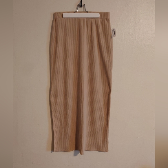 Old Navy Tan Rib Knit Maxi Skirt, New With Tags - Picture 1 of 6